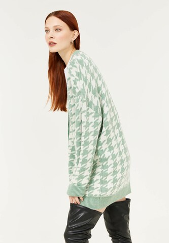 TOPTOP STUDIO Knit Cardigan in Green