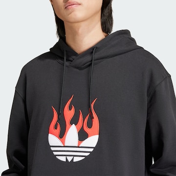 ADIDAS ORIGINALS Sweatshirt 'Flames' in Schwarz