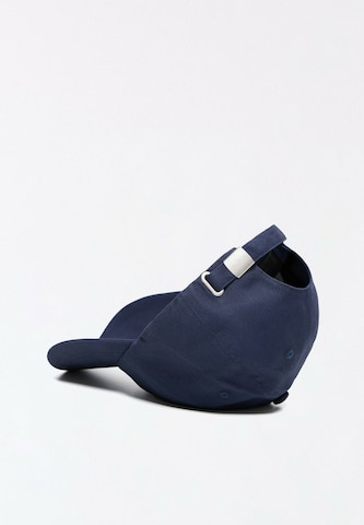 Bershka Cap in Blau