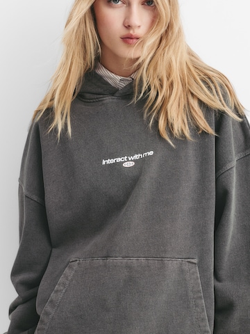 Felpa 'PACIFIC PHONE' di Pull&Bear in grigio