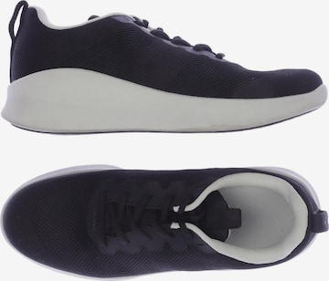 UNIQLO Sneakers & Trainers in 40 in Black: front