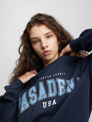 Pull&Bear Collegepaita värissä sininen