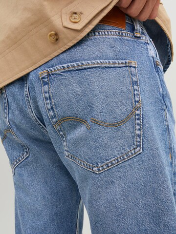 regular Jeans 'Erik' di JACK & JONES in blu