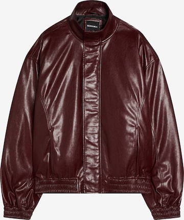 Veste mi-saison Bershka en rouge : devant