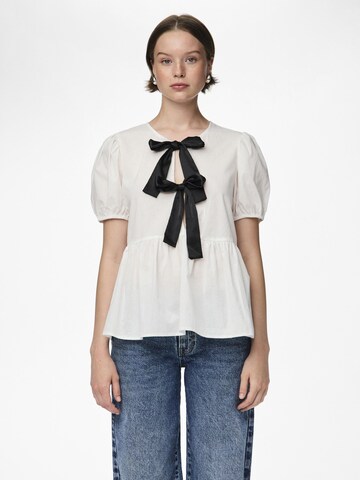 Chemisier 'GOLLY' PIECES en blanc : devant