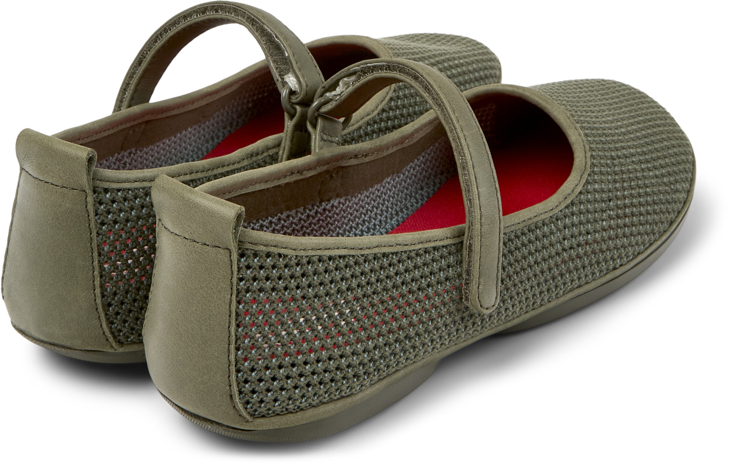 Ballerina con cinturino 'Right Nina' di CAMPER in verde