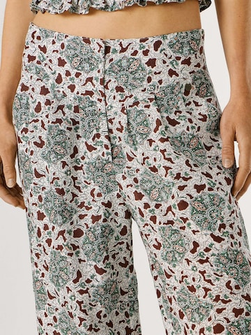 Pepe Jeans Tapered Hose 'Ary' in Grün