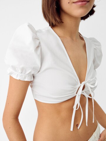 Camicia da donna di Bershka in bianco