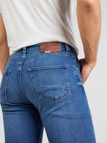 Slimfit Jeans de la TOMMY HILFIGER pe albastru