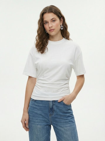 balta studioselect Marškinėliai 'Jarina': priekis