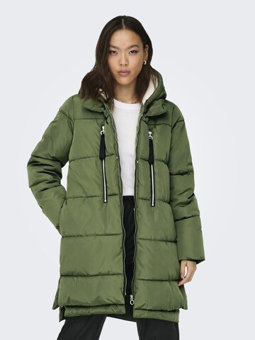 ONLY Winter Coat in Green: front