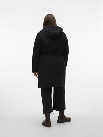 Vero Moda Curve Tussenmantel 'VINCEFIONA' in Zwart