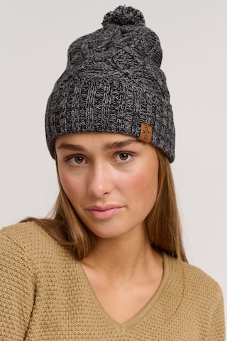 Oxmo Beanie in Black: front