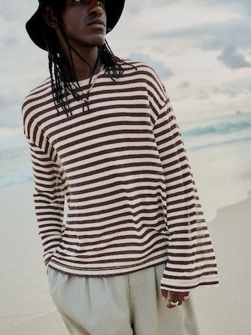 T-Shirt Bershka en beige