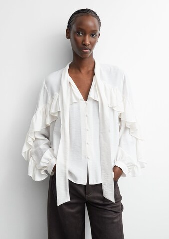 COMMA Blouse in Beige: voorkant