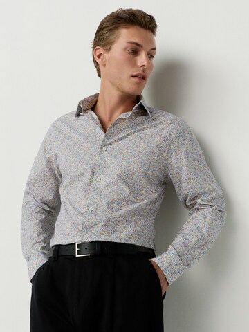 Next Средняя посадка Рубашка в Белый: спереди