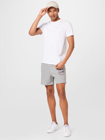 BURTON MENSWEAR LONDON T-Shirt in Grau