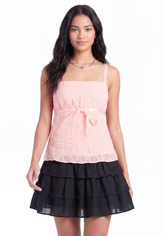 myMo at night - Top en rosa: frente