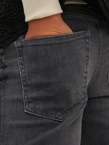 Jack & Jones Junior Regular Jeans 'Liam' in Black