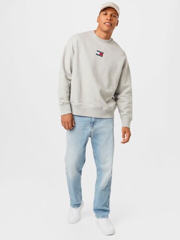 Tommy Jeans - Sweatshirt em cinzento