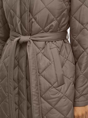 VILA Between-Seasons Coat 'VIKANTE' in Brown
