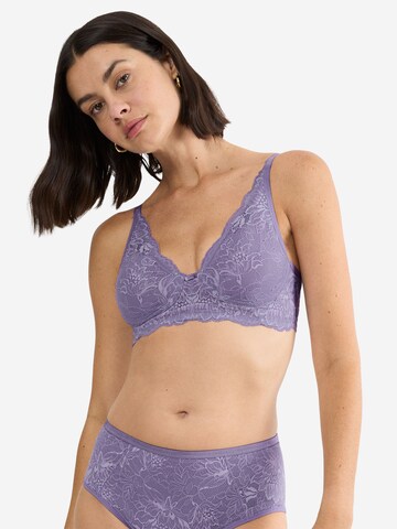 TRIUMPH T-shirt Bra ' Red Label Amourette Charm ' in Purple: front
