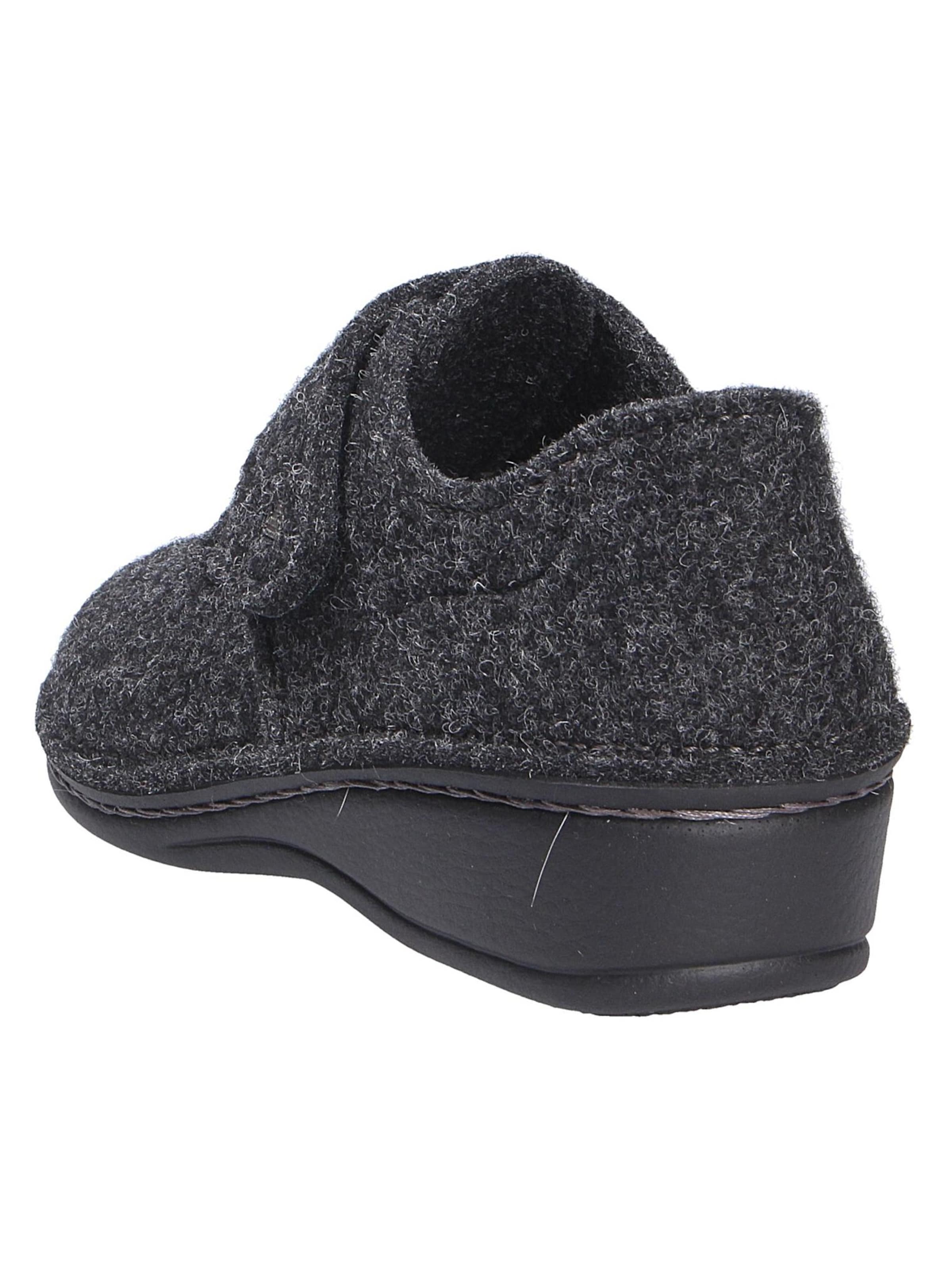 Finn Comfort Slippers in Grey