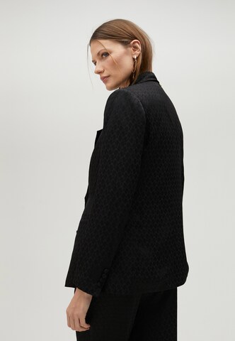 Blazer di Lola Casademunt in nero