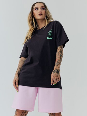 ABOUT YOU x Sharlota Shirt 'Ida' in Zwart: voorkant