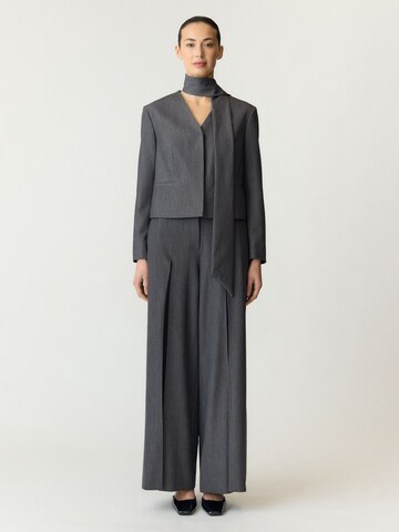 YAS - Pierna ancha Pantalón 'INVA' en gris