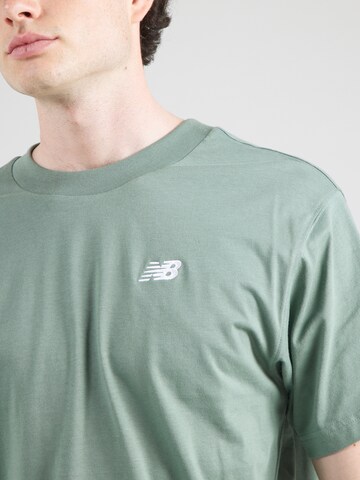 T-Shirt 'Essentials' new balance en vert