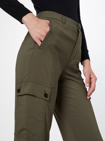 DRYKORN - Tapered Calças cargo em verde