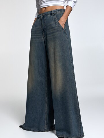 Pull&Bear Wide Leg Jeans i blå