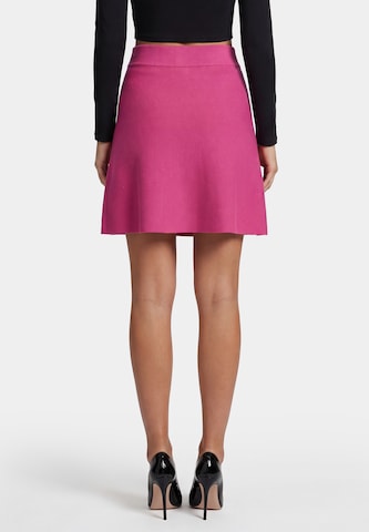 faina Rok in Roze
