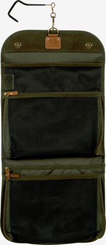 Bric's Toiletry Bag in Green