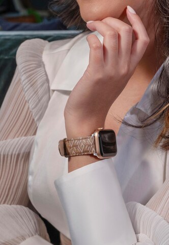 Gc Analog Watch in Beige
