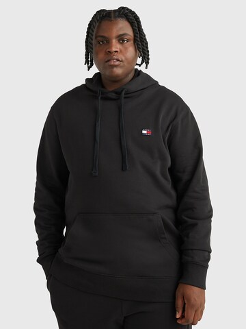 Tommy Jeans Plus - Sudadera en negro: frente