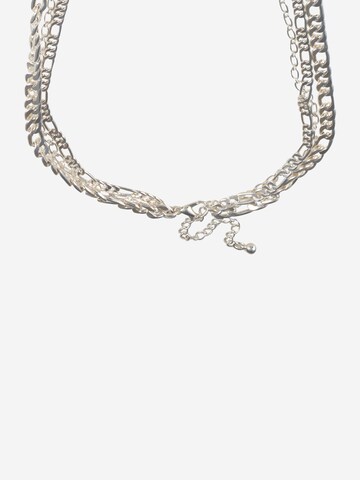 Monki Necklace in Silver