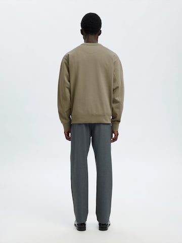 SELECTED Sweatshirt 'SLHLUKE' in Grey