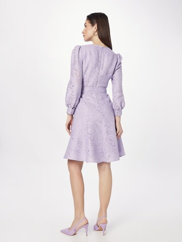 Robe de cocktail 'NICKY' IVY OAK en violet