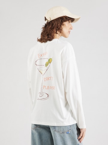 ONLY Shirt in White: front
