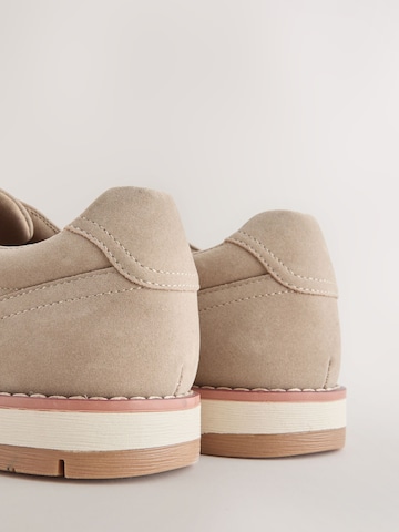 Next Обувь на шнуровке в Бежевый