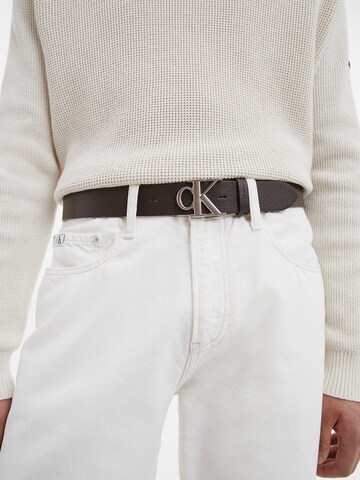 Calvin Klein Jeans Riem in Bruin: voorkant