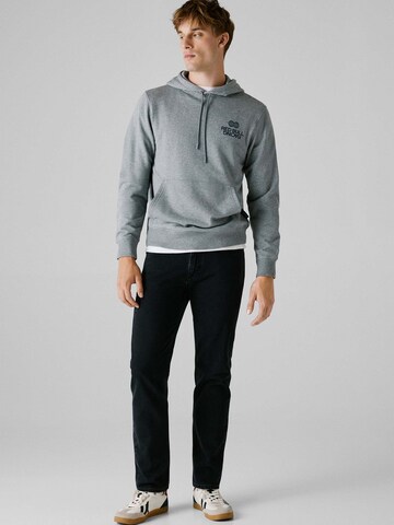 Felpa 'Red Bull Racing x Pepe Jeans' di Red Bull Racing x Pepe Jeans in grigio