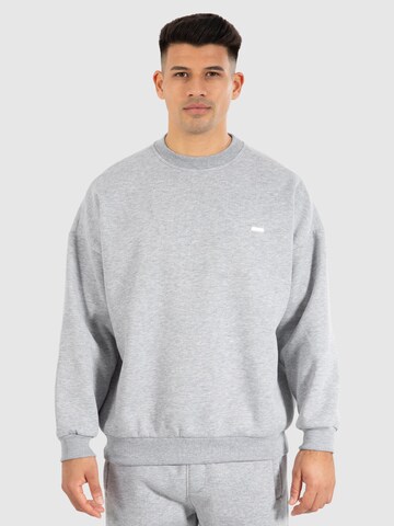 Sweat-shirt 'Kade' Smilodox en gris : devant