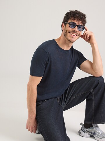 T-Shirt Karl Lagerfeld en bleu : devant