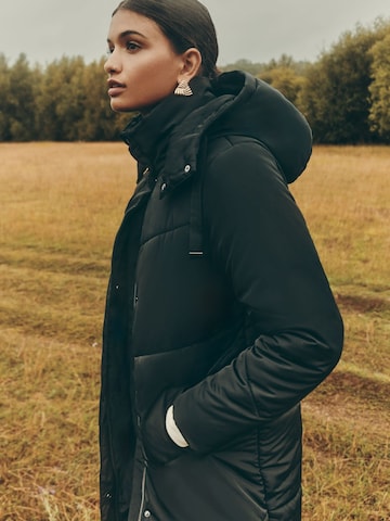 Friends Like These Winter coat in Black