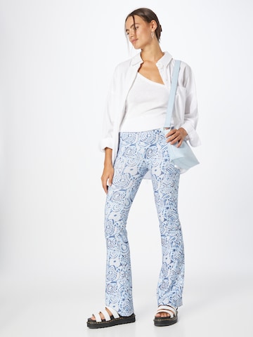 Free People - Top 'ONE WAY OR ANOTHER' en blanco