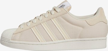 ADIDAS ORIGINALS Trampki niskie 'Superstar' w kolorze beżowy: przód