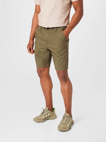 HOLLISTER Regular Chino trousers in Green: front